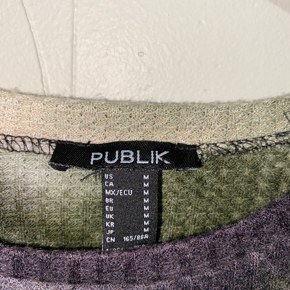 Publik Crop Top - Picture 3 of 3